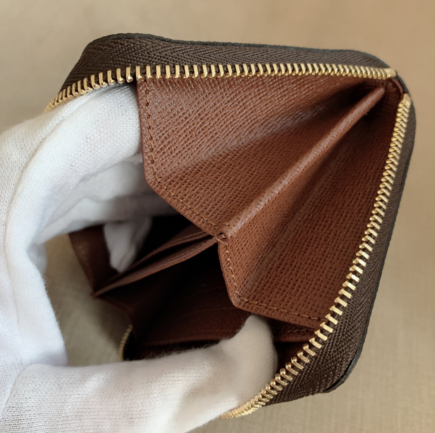 LV▪️Zippy 拉鏈零錢包/355✨🉐15910