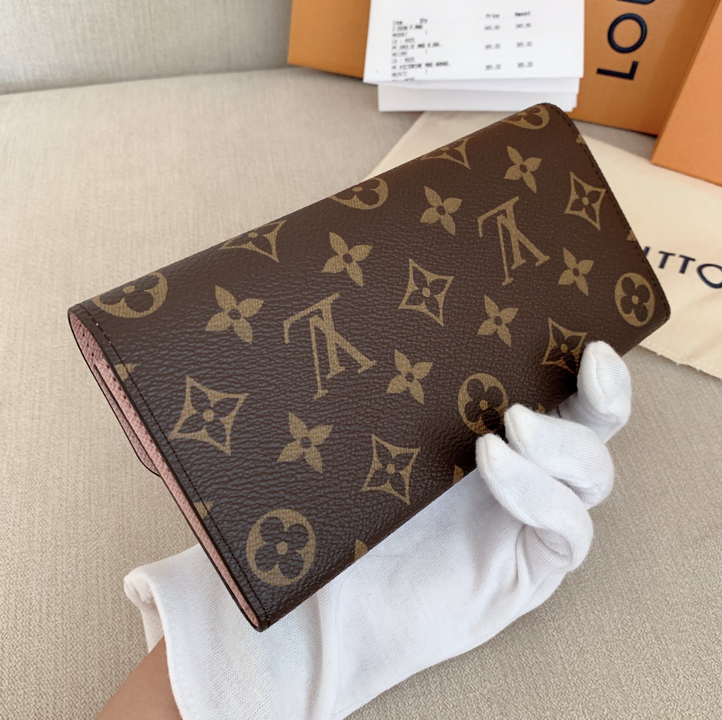 LV▪️Emilie 圓翻蓋長夾/430✨🉐19060