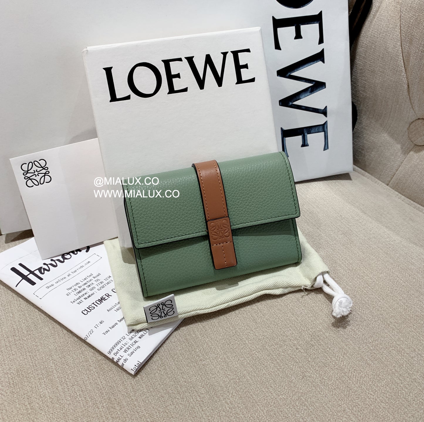 Loewe▪️Vertical S 小款拼色三折短夾/475