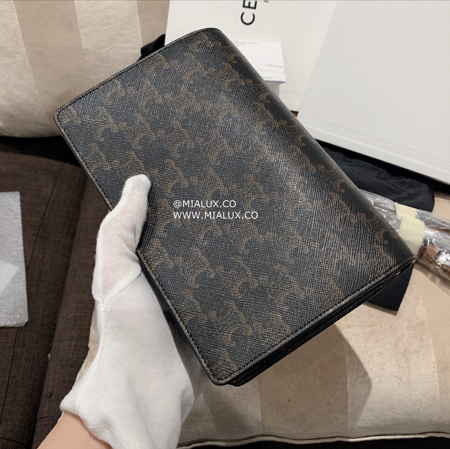 Celine Triomphe Strap 老花滑羊皮WOB錢包/1200E1250 🉐44750🇪🇺