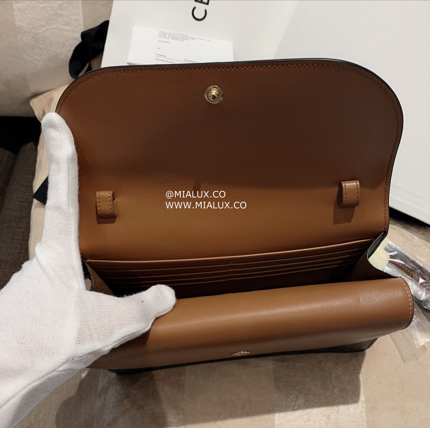 Celine Triomphe Strap 老花滑羊皮WOB錢包/1200E1250 🉐44750🇪🇺