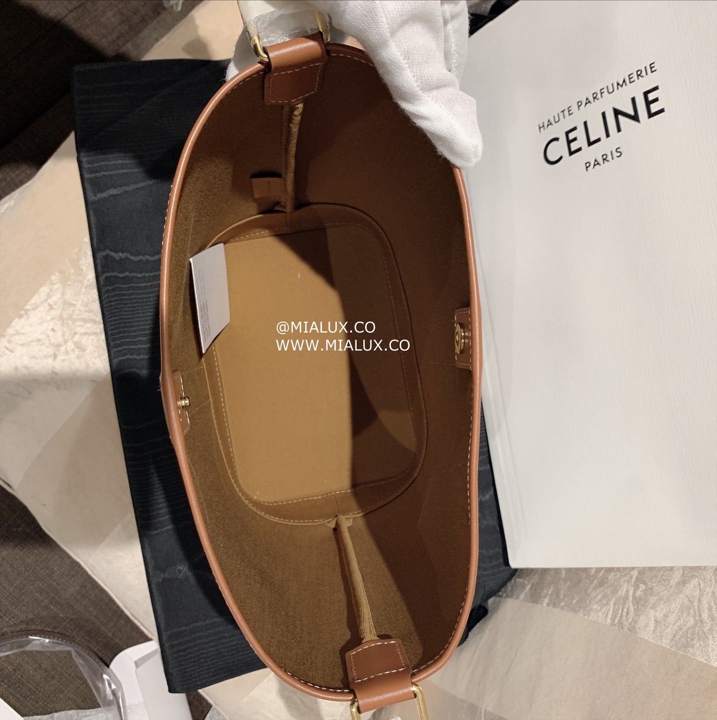 Celine▪️Bucket S 小款凱旋老花水桶包/1250E1300 🉐46500🇪🇺