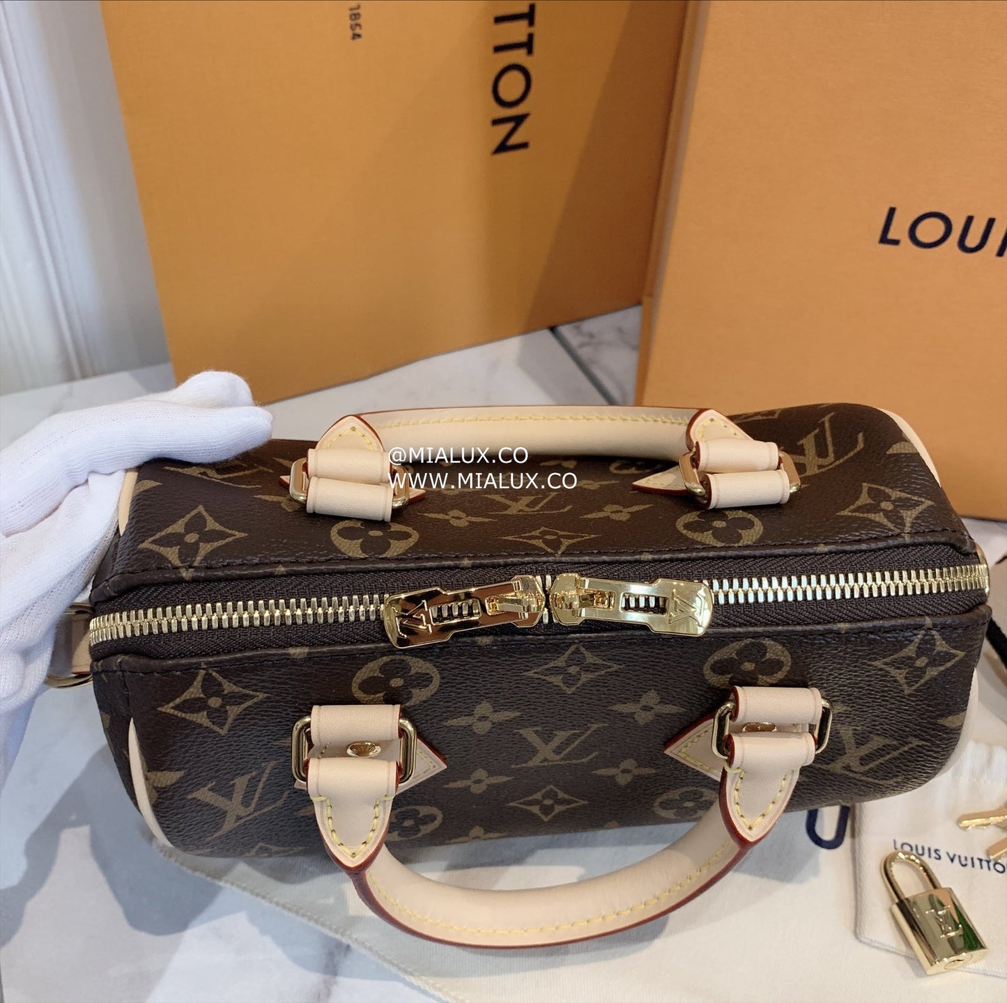 *現貨*LV▪️Speedy Bandoulière 20 背帶波士頓包/1600 🏷 年前特價✨🉐58800
