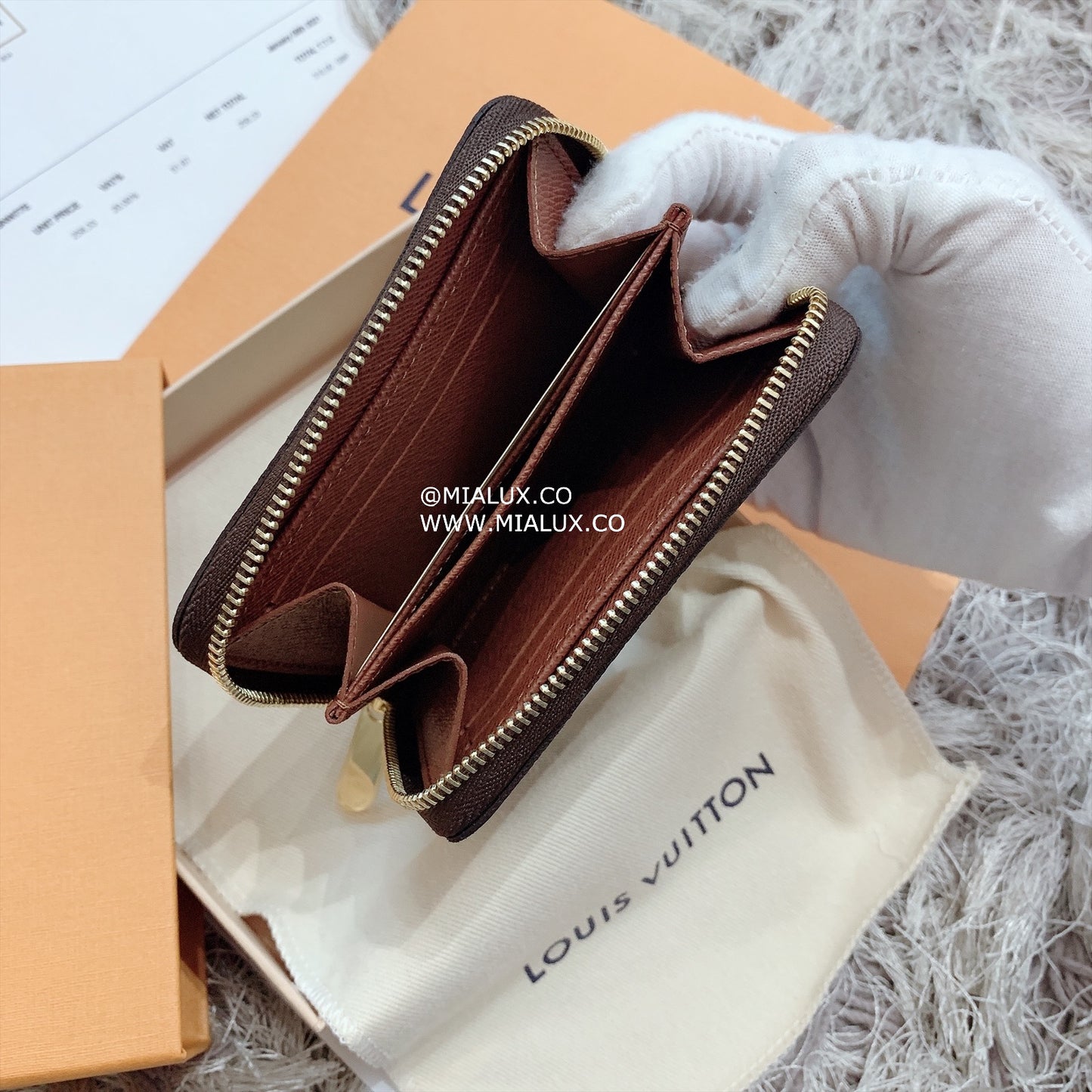 LV▪️Zippy 拉鏈零錢包/355✨🉐15910