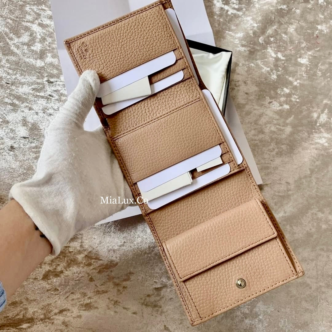 *@Gucci Soho Wallet 浮雕翻蓋三折短夾/P230