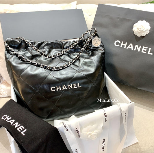 CHANEL 22 S 小款垃圾包/4840 🉐194600