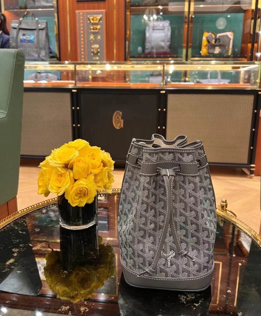 Goyard▪️Petit Flot Bucket 小水桶包/1705E1900 🍀🉐77000🇪🇺