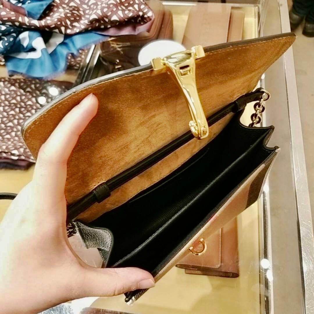 @Burberry▪️Macken Baby 小格紋拼色信封包/P239 🔥下殺🉐11560