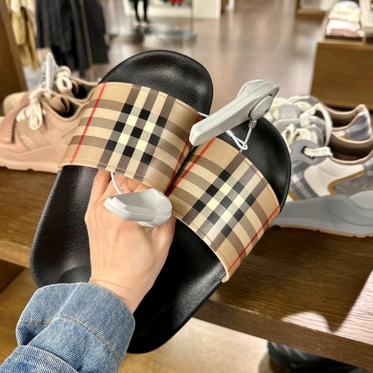 @Burberry Vintage Check Slides 經典格紋拖鞋/270P190 🔥下殺🉐9980