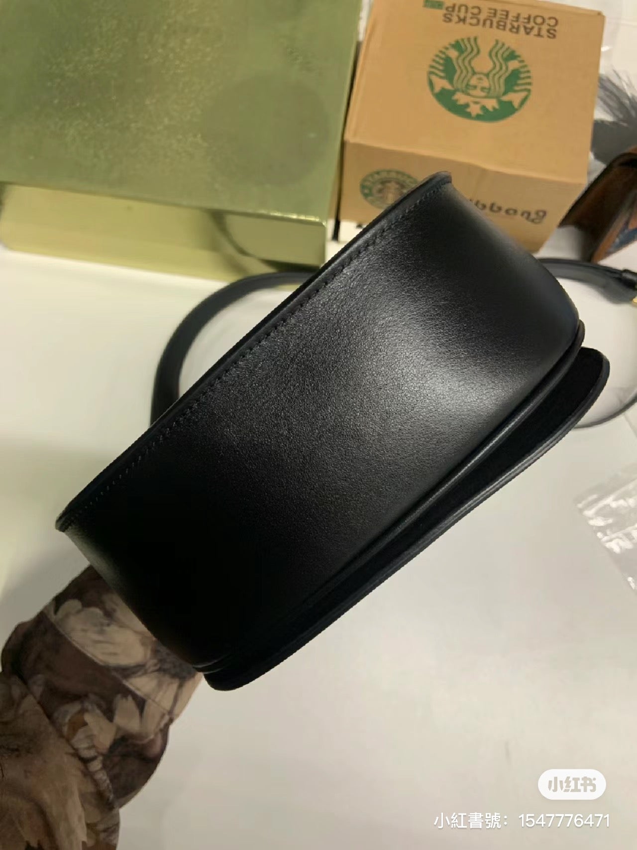 Celine▪️FOLCO CUIR TRIOMPHE 牛皮馬鞍包/1650E1700 🉐60500🇪🇺