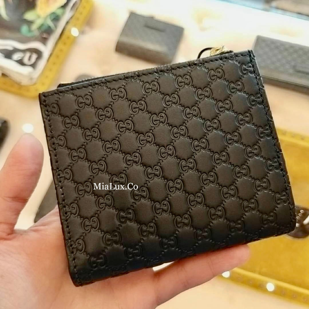 @Gucci Embossed Wallet 壓紋雙開內拉鍊短夾/P230