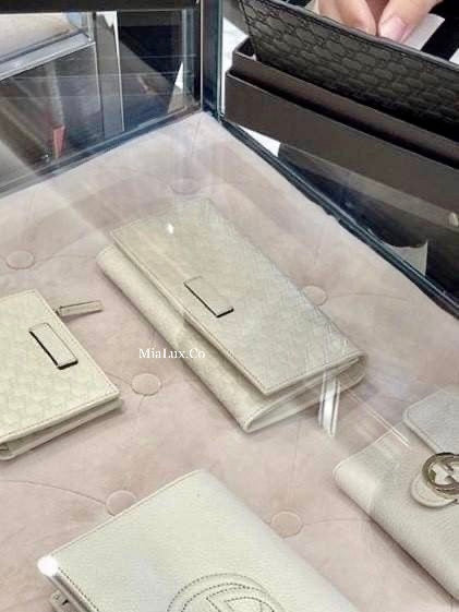 *現貨*@Gucci Calfskin 壓紋翻蓋長夾-白雪公主奶白 P7800 /T14000