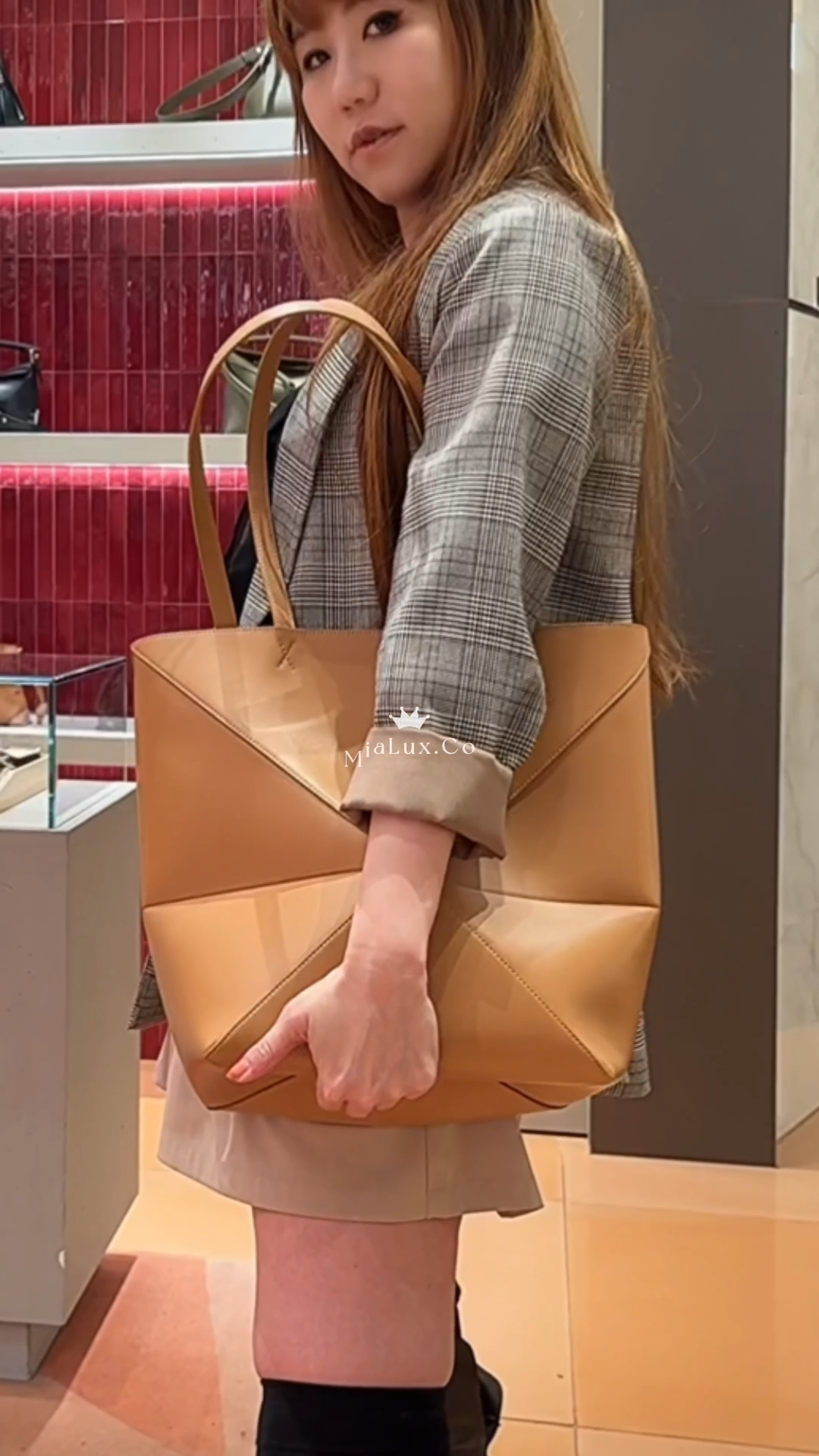 Loewe▪️Puzzle Fold Tote 中款單色拼圖折疊包/1450