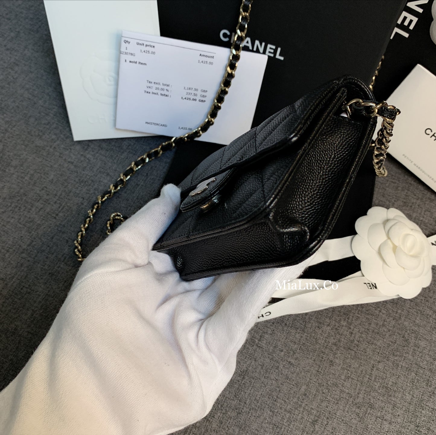 CHANEL▶︎✨| CLASSIC CLUTCH WITH CHAIN 經典格紋翻蓋鏈卡包 AP2727 -