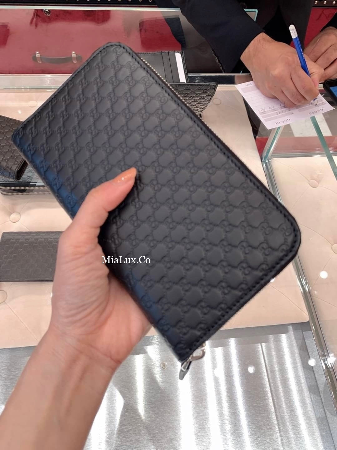 @Gucci Zippy  男生款壓紋拉鍊長夾/P265