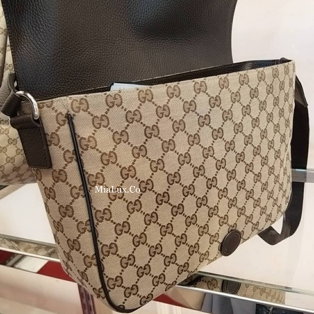 *@Gucci 男生款老花織布郵差包/ 小款P470 / 大款 P490