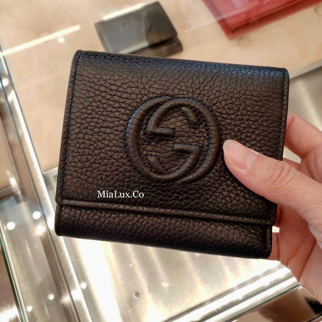 *@Gucci Soho Wallet 浮雕翻蓋三折短夾/P230