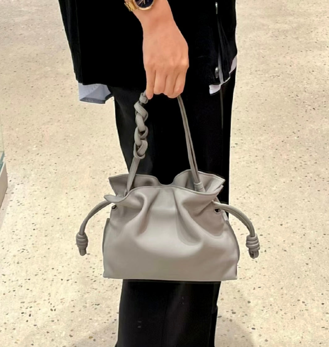Loewe▪️Flamenco clutch Mini 福袋包/1650