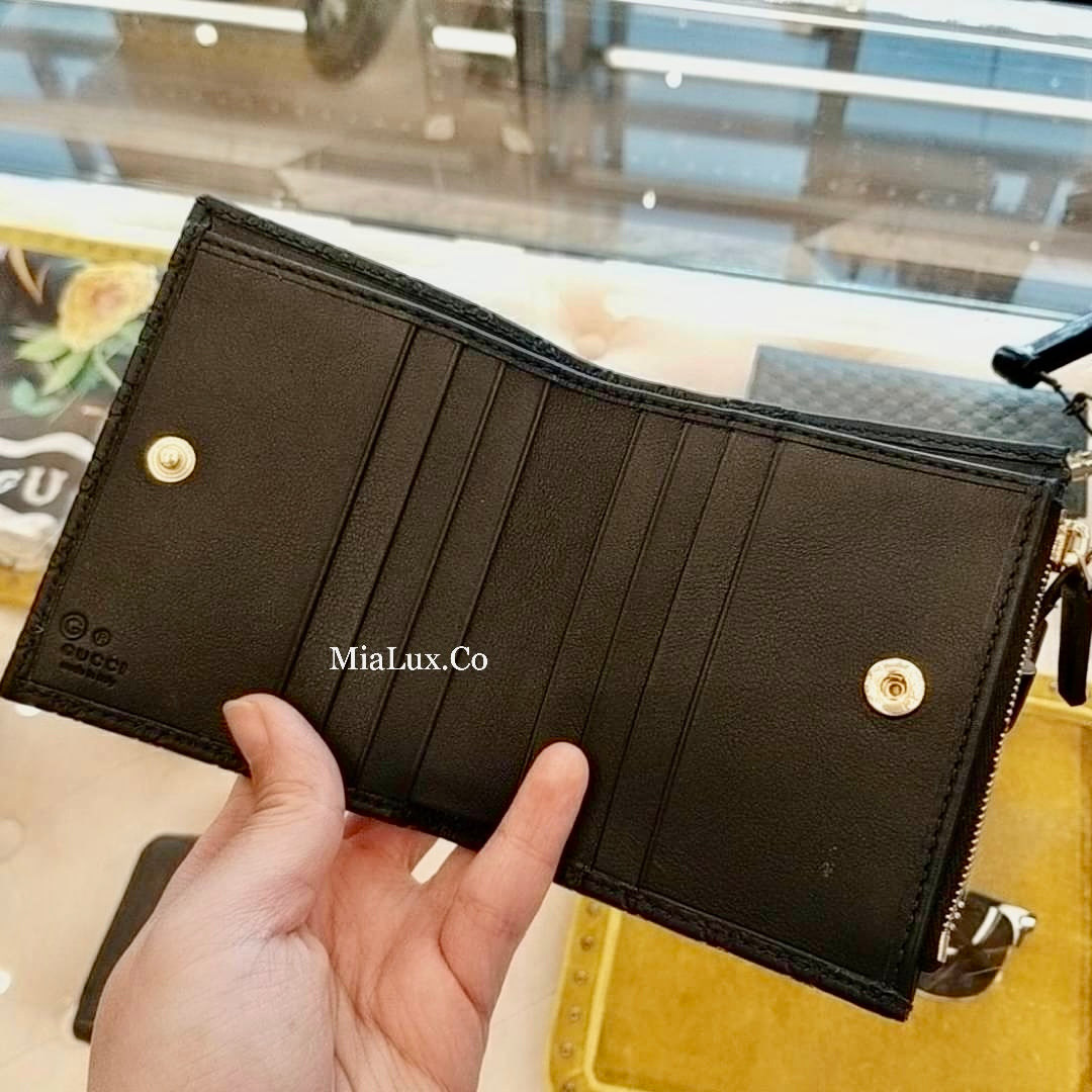 @Gucci Embossed Wallet 壓紋雙開內拉鍊短夾/P230