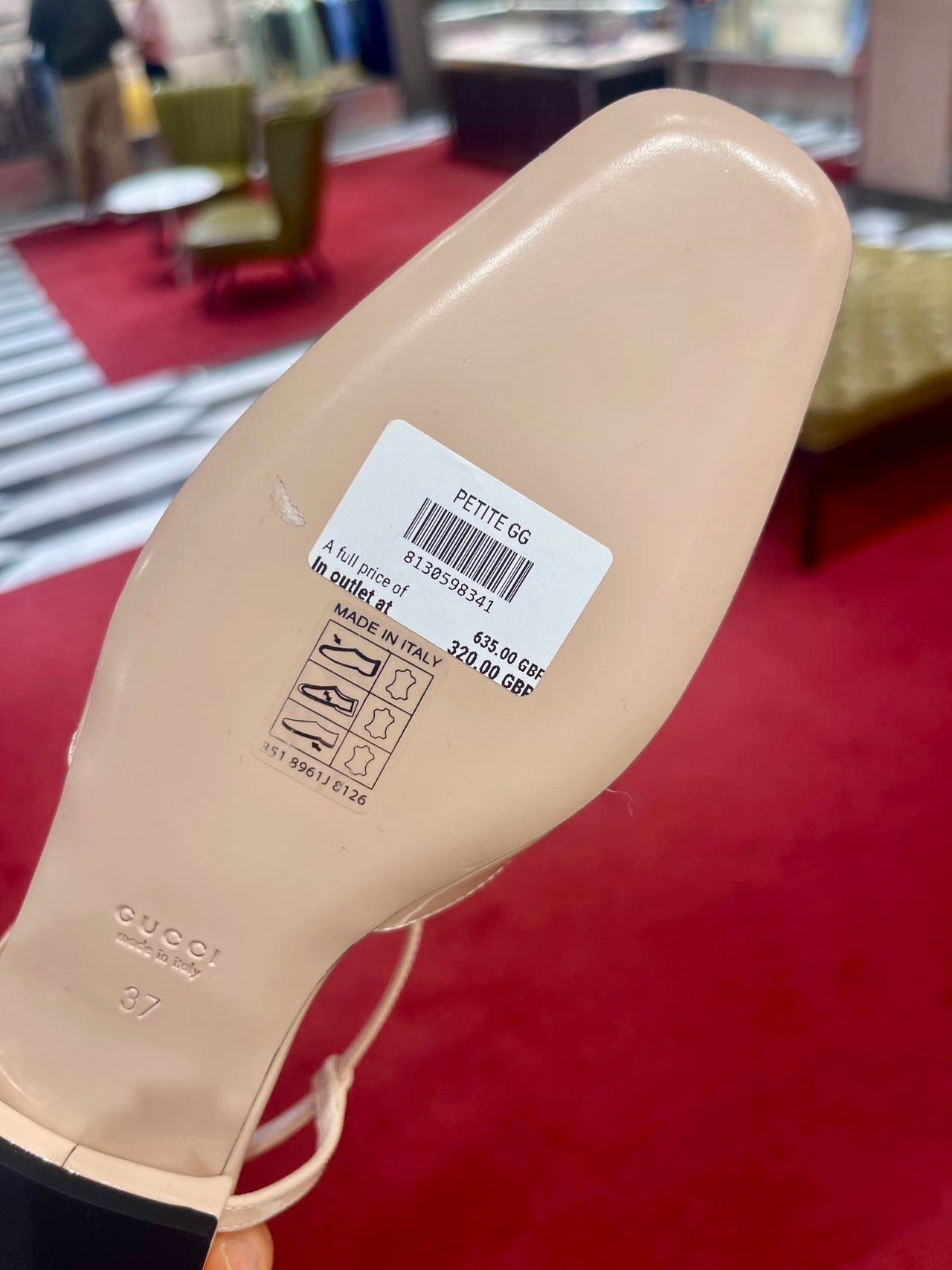 @Gucci Shoes 平底鞋/635P320 🔔限時折🉐15200