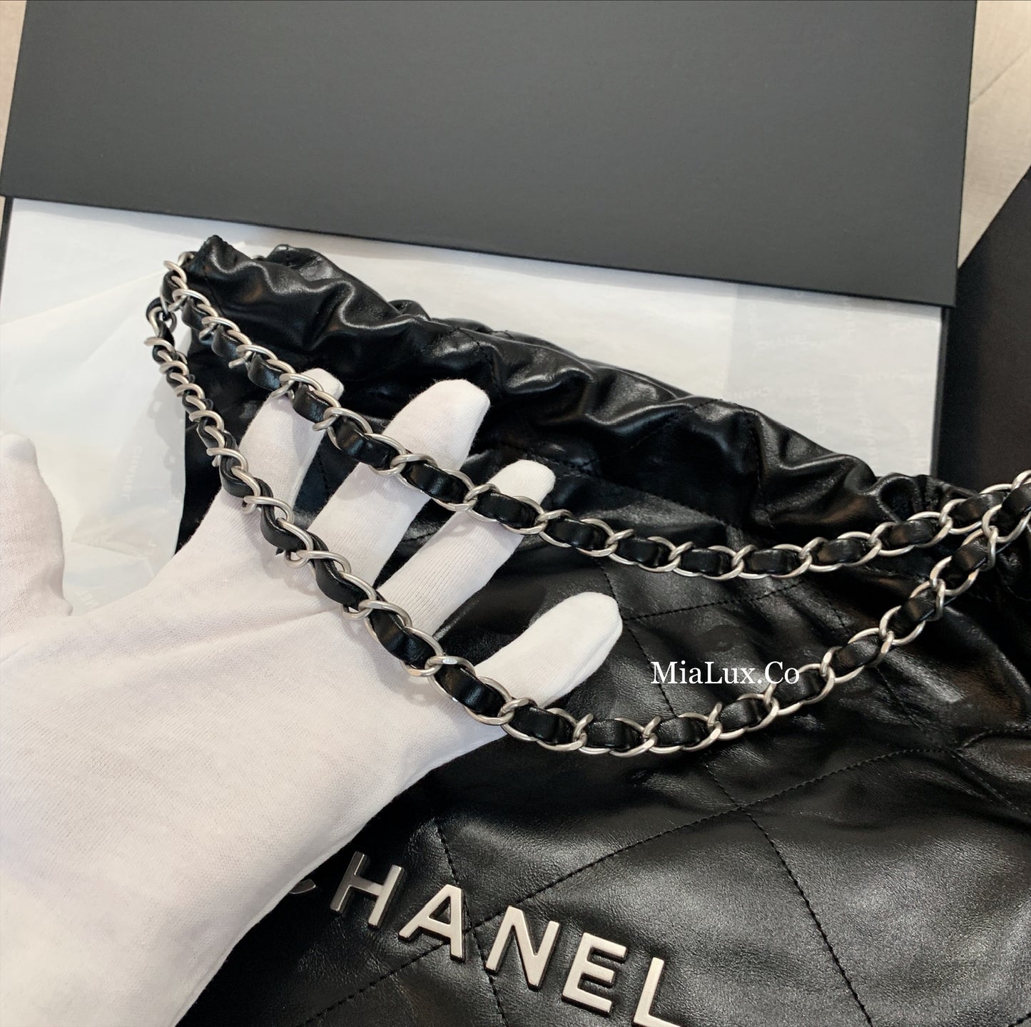 CHANEL 22 S 小款垃圾包/4840 🉐194600