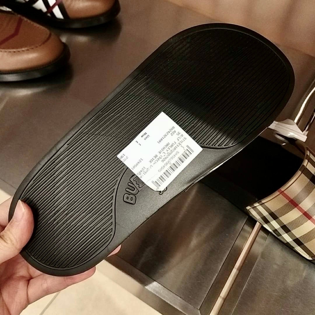 @Burberry Vintage Check Slides 經典格紋拖鞋/270P190 🔥下殺🉐9980