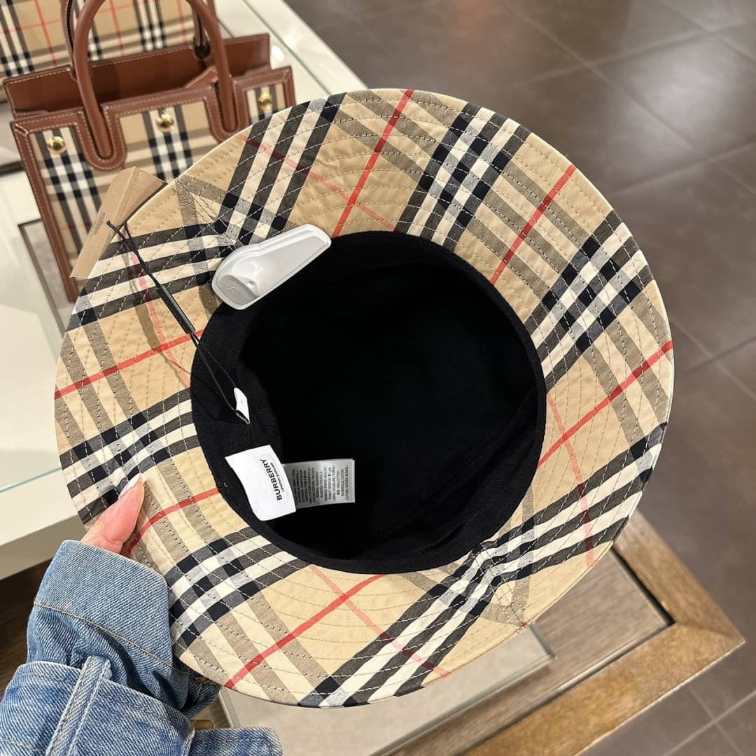 *現貨*@Burberry Vintage Check 經典格紋漁夫帽  P7600 /T12000