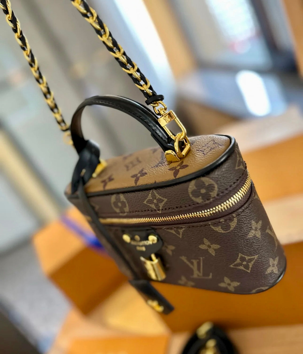 LV▪️Vanity PM 小款新化妝鏈包/2170✨🉐89970