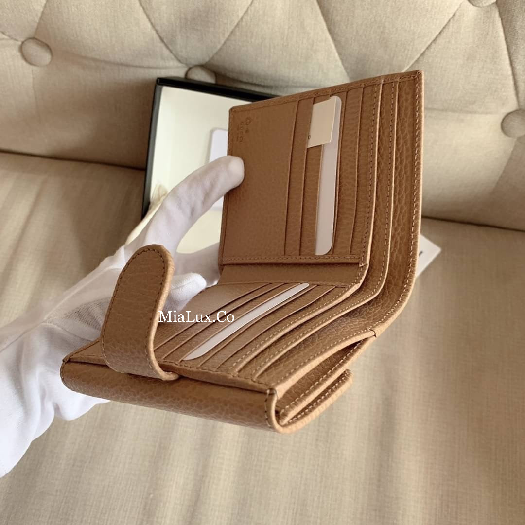 *@Gucci▪️Interlocking 雙G銀扣短夾/510P230 🔔限時折🉐11150