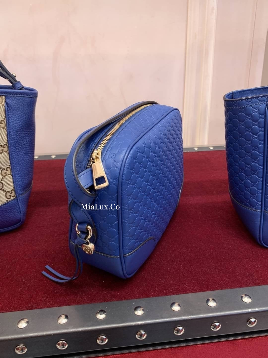 @Gucci▪️Embossed Camera Bag 壓紋牛皮相機包/P560 🔔限時折🉐26200
