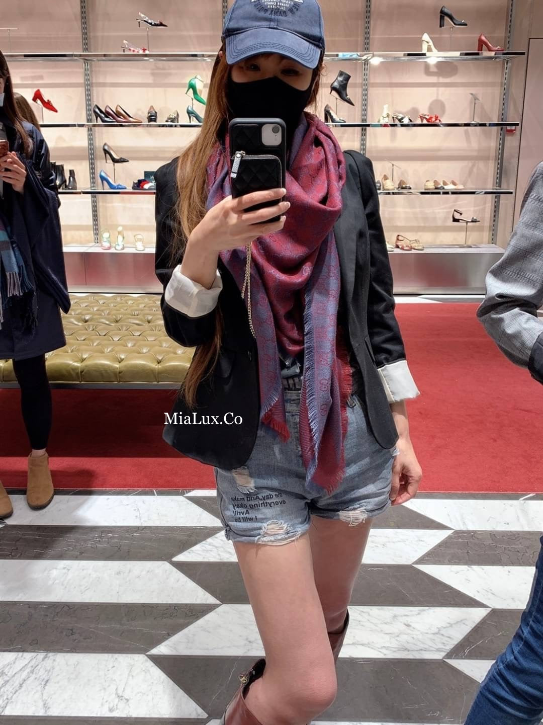 *@Gucci Wool Scarf Square 羊毛大方巾/P180