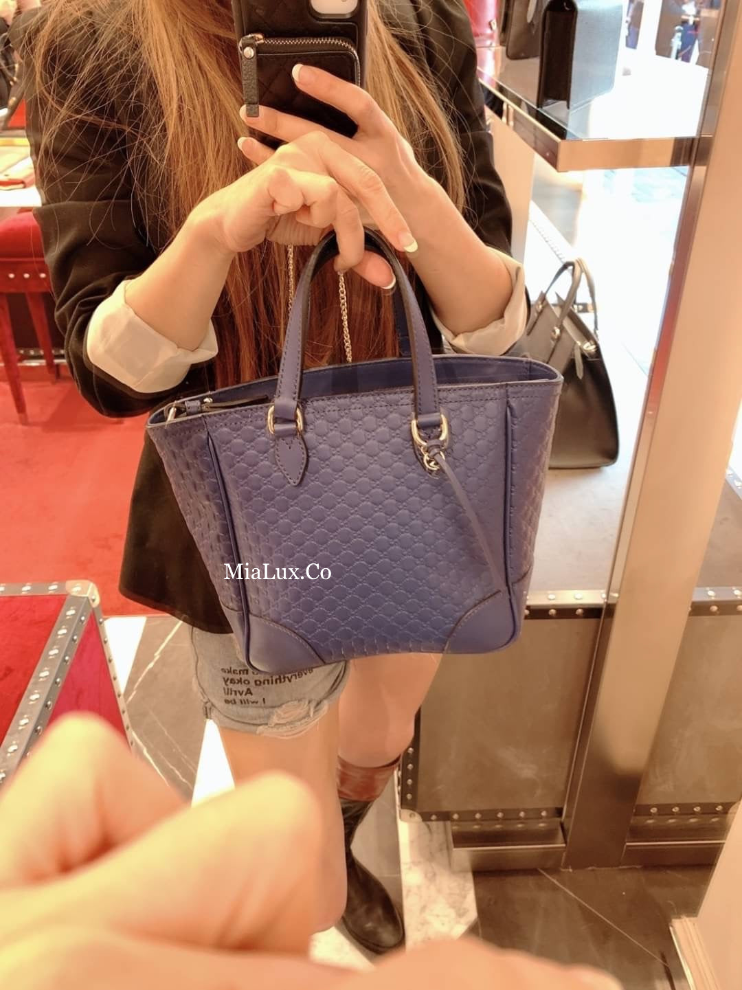 @Gucci Embossed Bag 壓紋牛皮扇形包/P480 🔔限時折🉐22600