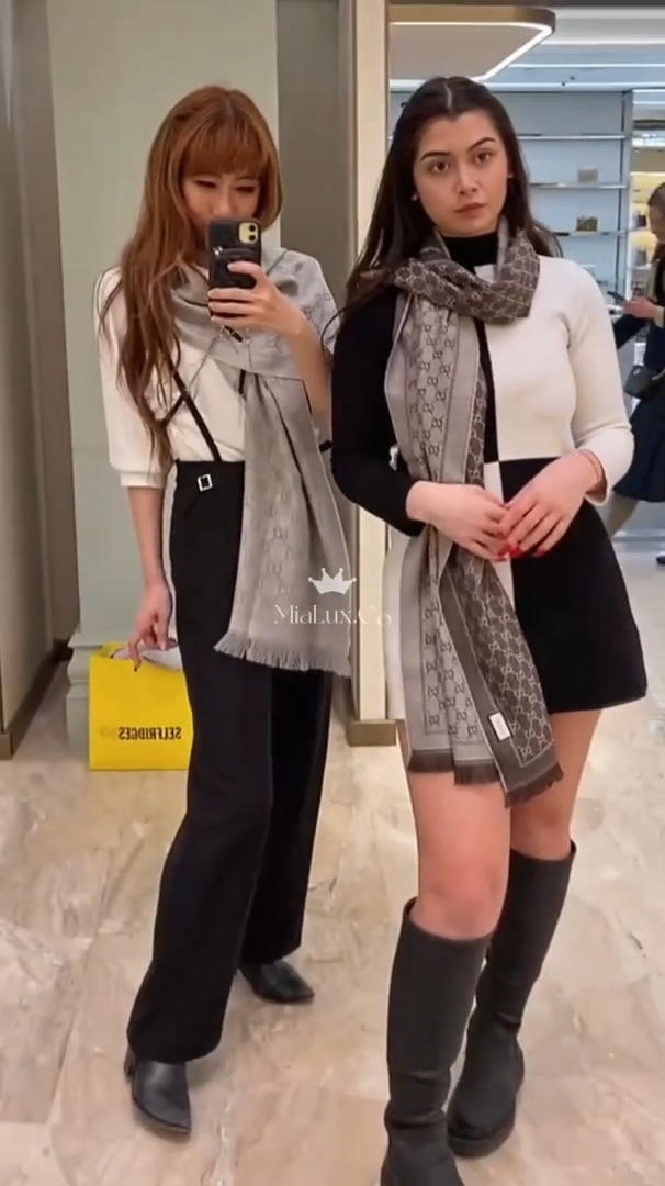 Gucci▪️Wool Scarf 羊毛圍巾 * £300