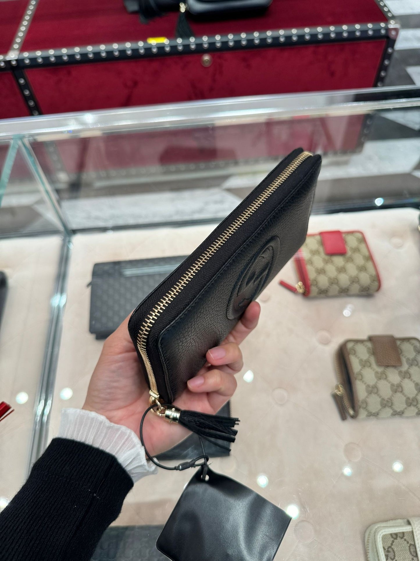 *@Gucci▪️Soho Zip 浮雕拉鏈長夾/390P270 🔔限時折🉐12950