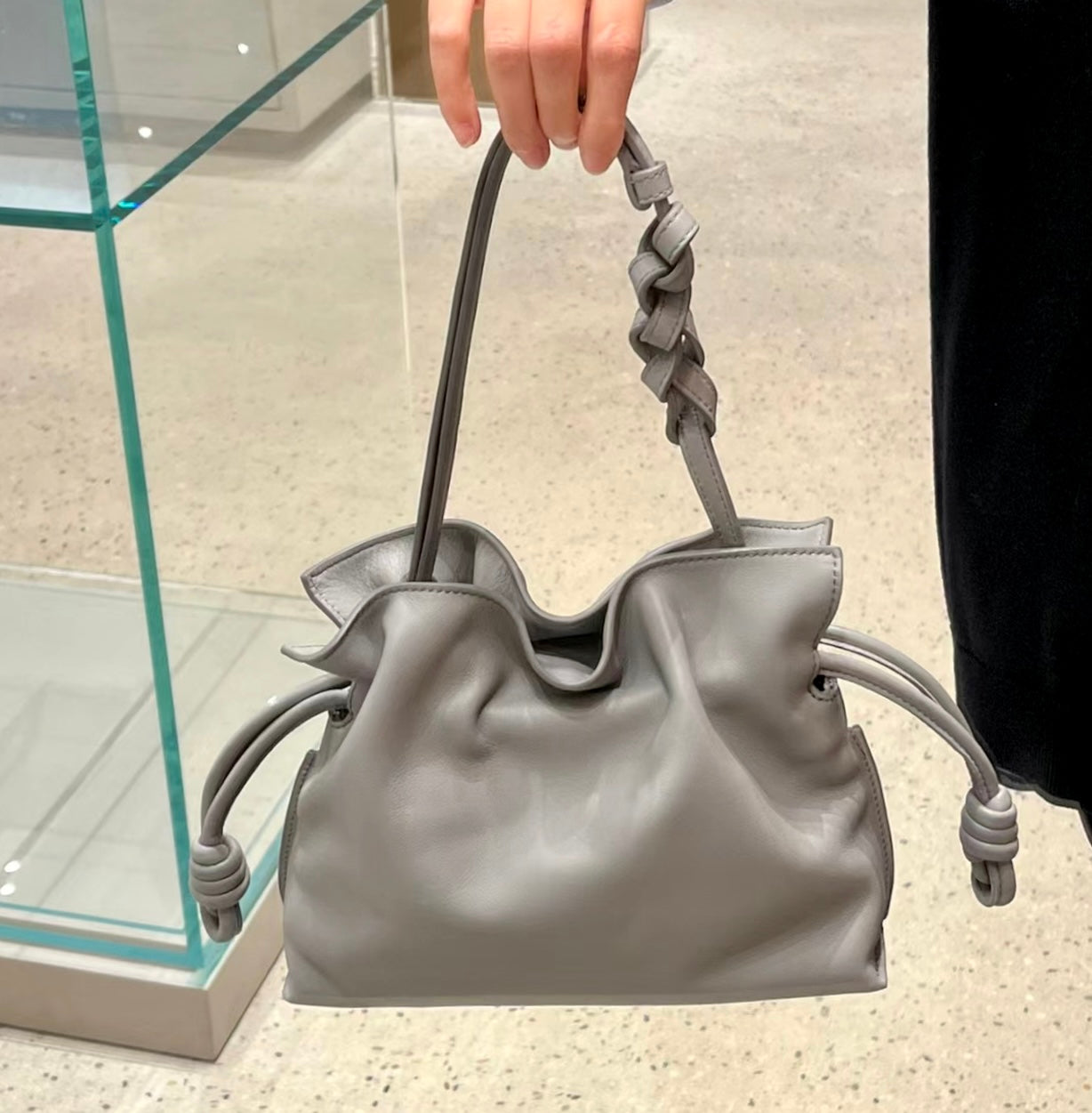 Loewe▪️Flamenco clutch Mini 福袋包/1650