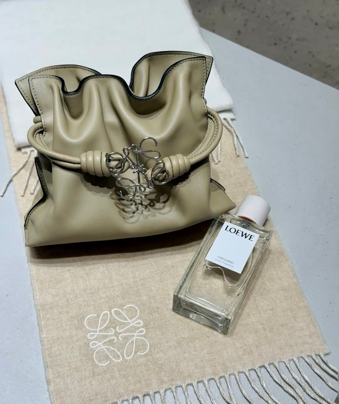 Loewe▪️Flamenco clutch Mini 福袋包/1650