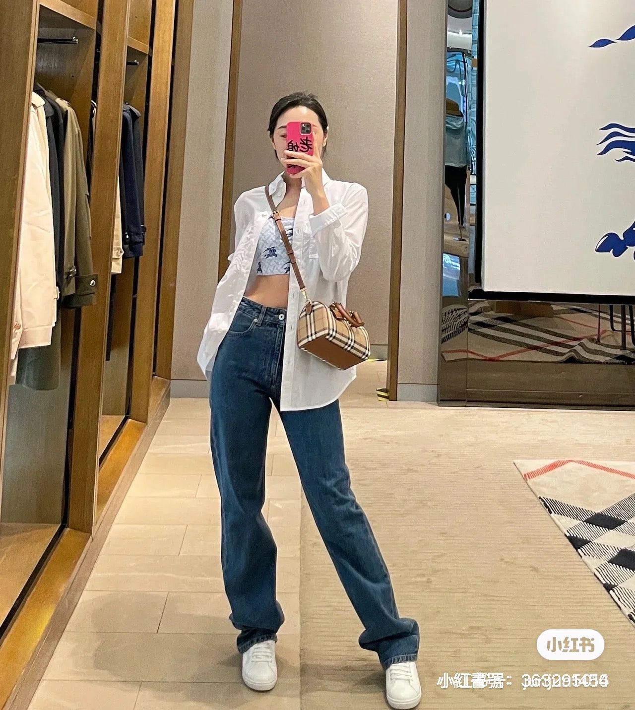 Burberry Bowling Mini 保齡球包/1010C880 ㊙️折扣🉐37080💰