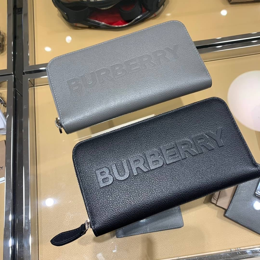 @Burberry▪️Elmore 壓印拉鍊長夾/450P245 🔥下殺🉐12030