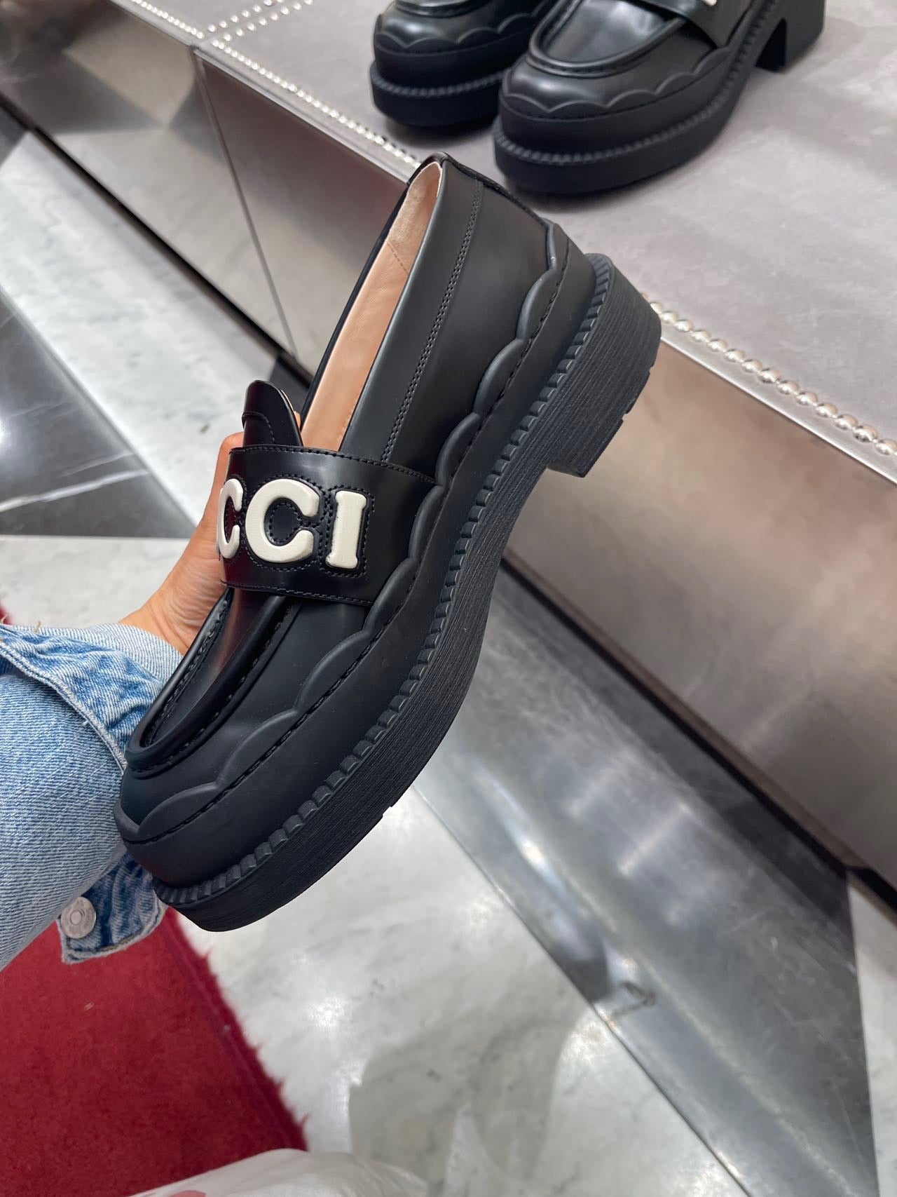 @Gucci Ornella 女款樂福鞋/840P420 🔔限時折🉐19700