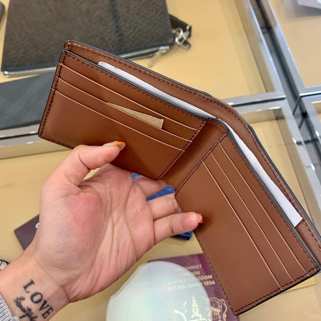 @Burberry MS Bifold 男女款格紋拼接燙金字雙開短夾/P159 🔥下殺🉐8660