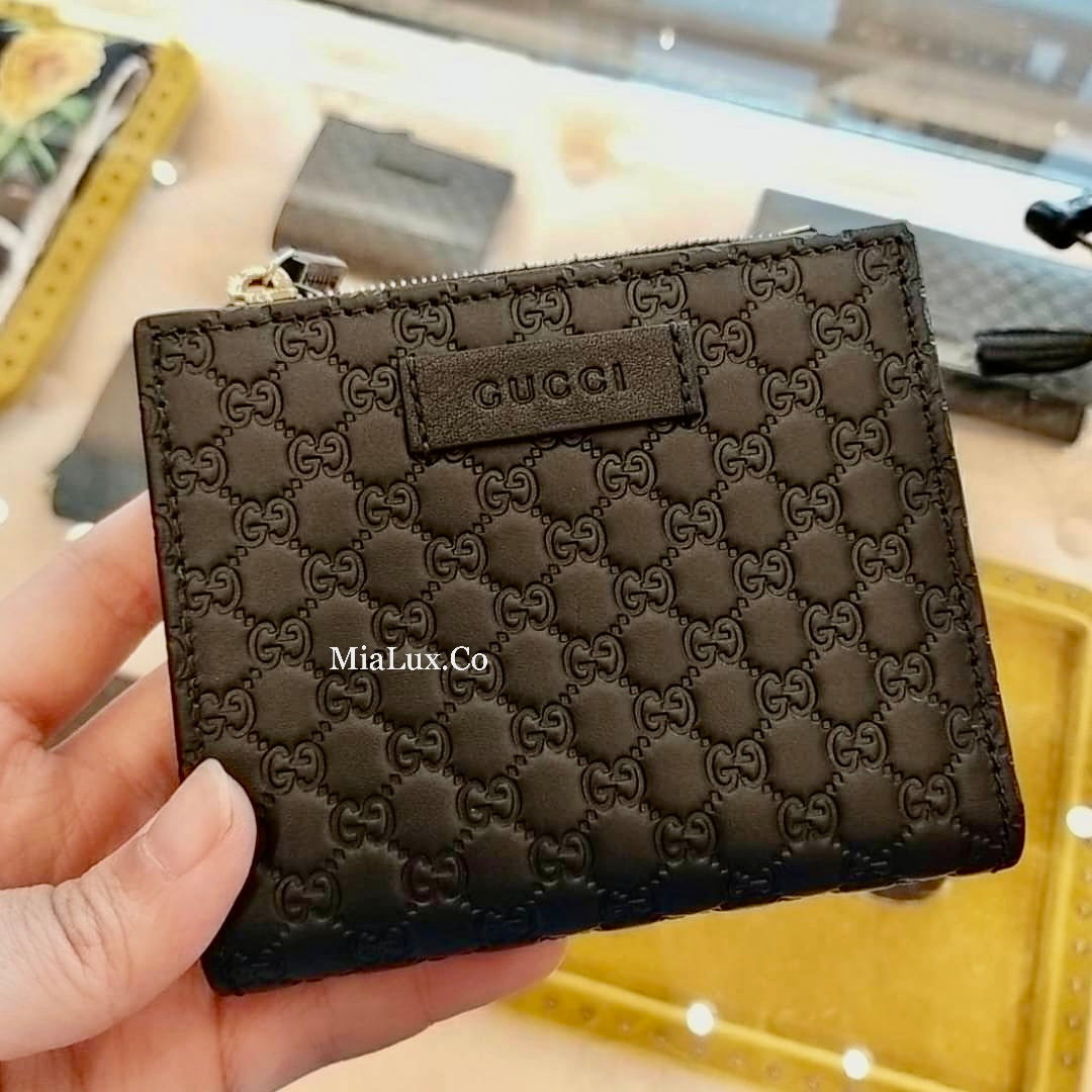 @Gucci Embossed Wallet 壓紋雙開內拉鍊短夾/P230