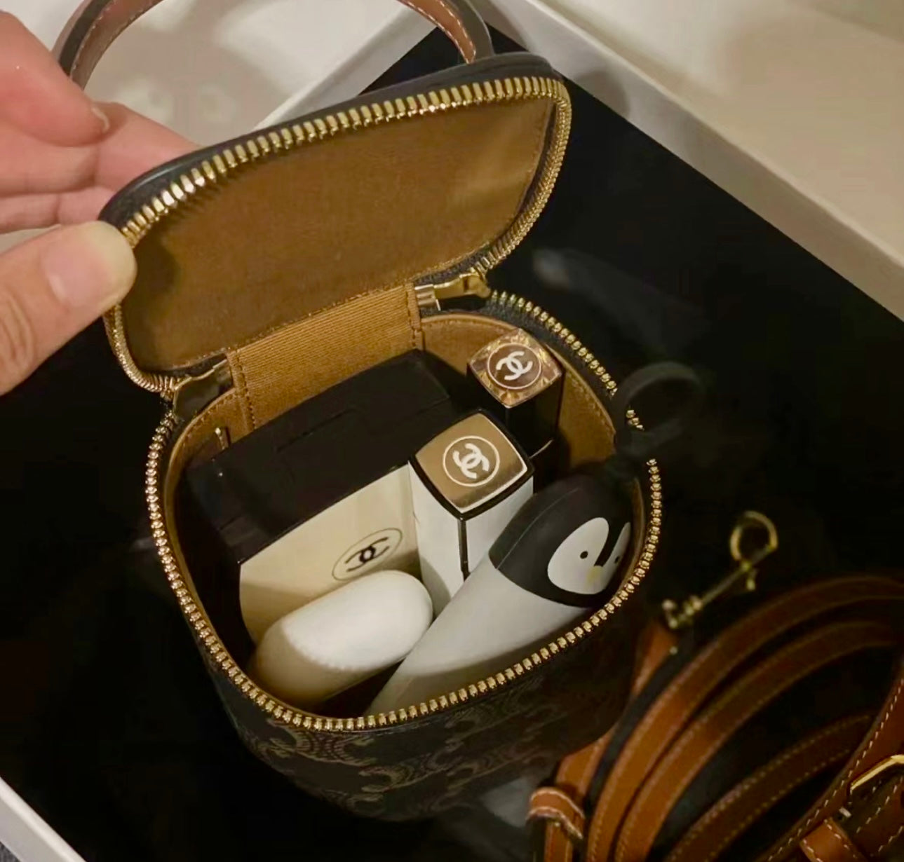 *現貨*Celine▪️VANITY MINI 老花化妝包/870E900 年前特價🉐29800