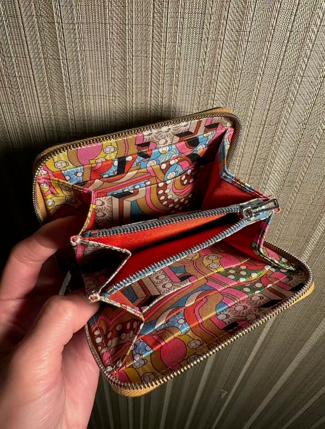 Hermes Silk'In Compact Wallet 絲巾短夾/950 ✨🉐39950