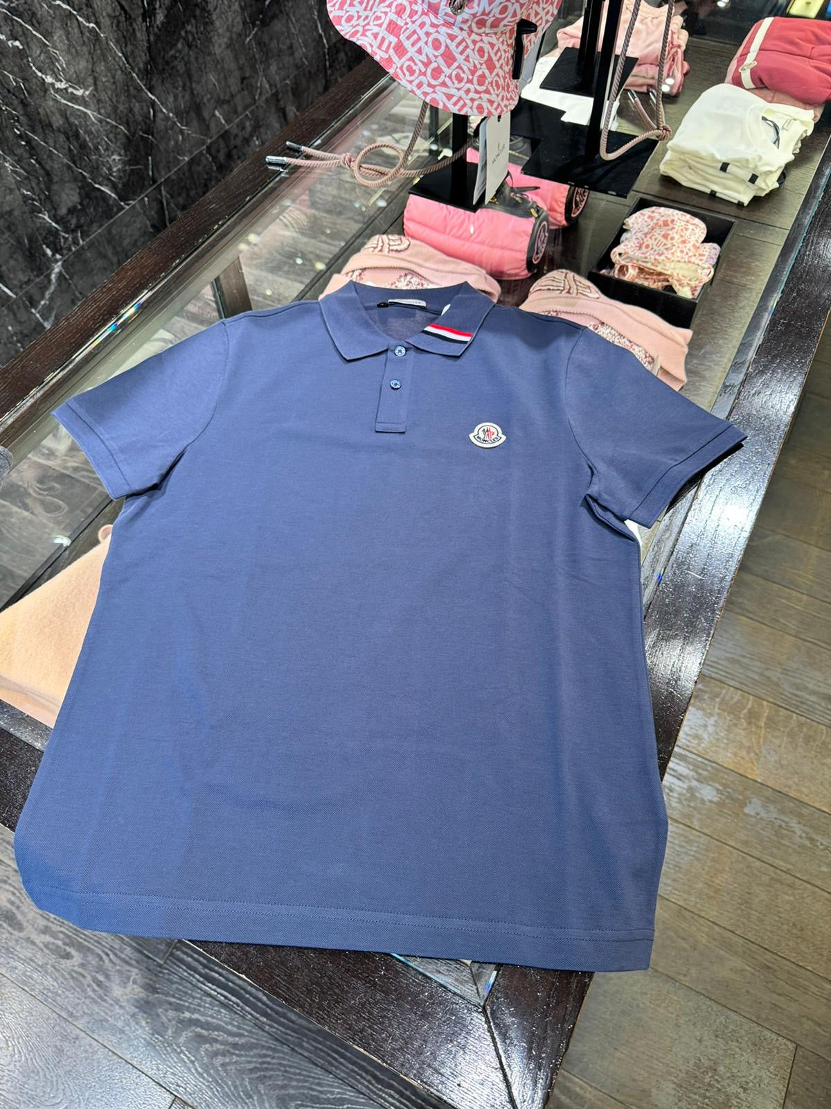 @Moncler 男生款單領飾邊Polo衫/167 🔔限時折🉐8320