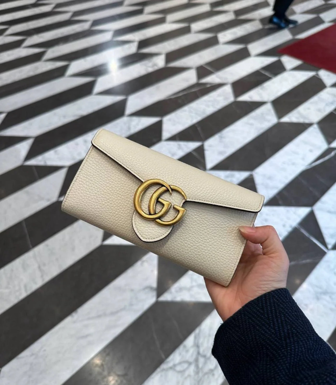*現貨*@Gucci Marmont 馬夢白色掀蓋長夾 P15000 /T19000