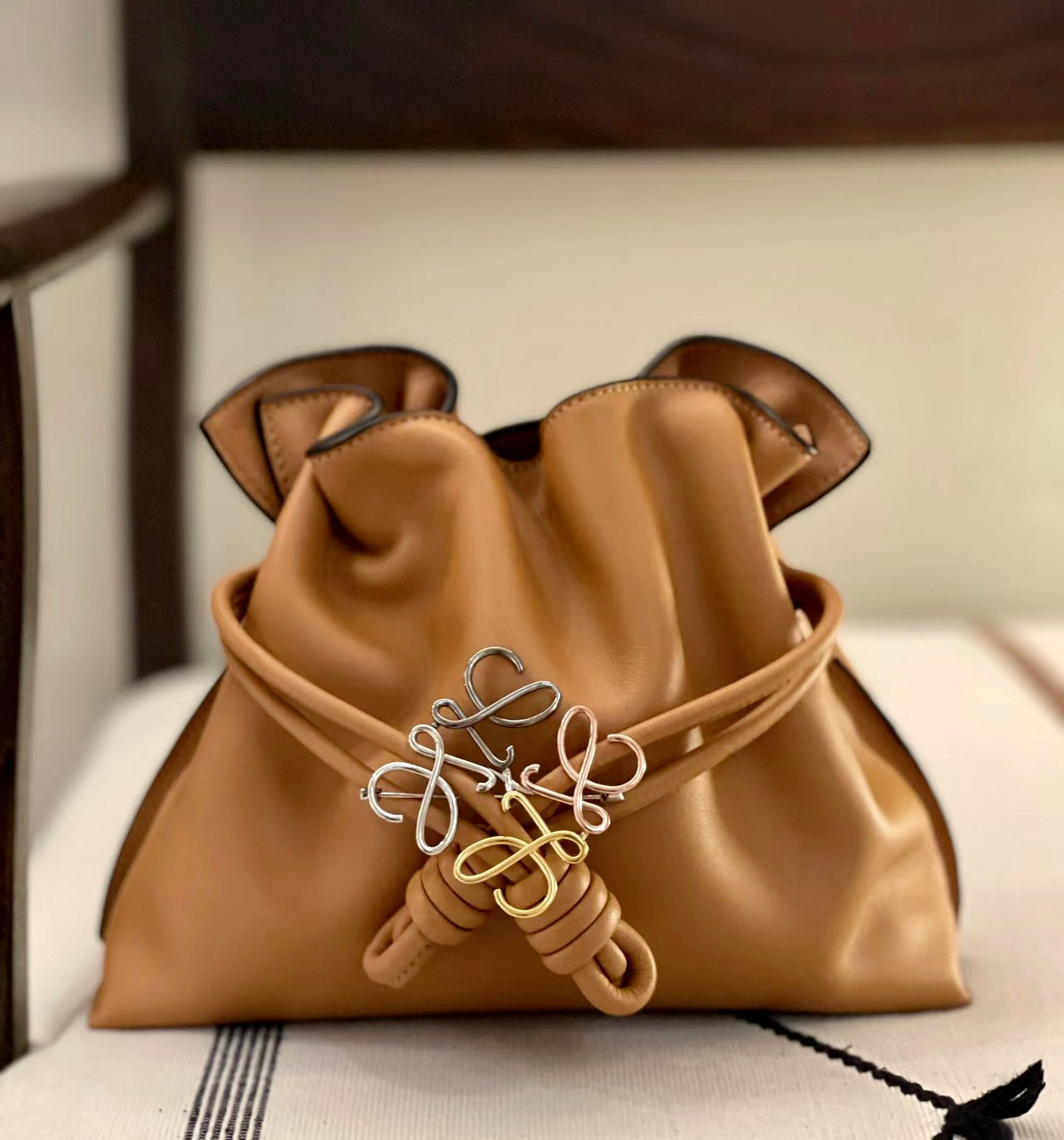 Loewe▪️Flamenco clutch Mini 福袋包/1650