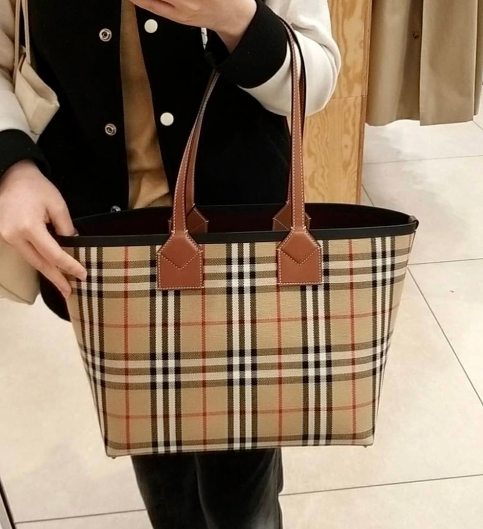 Burberry London Tote 小款格紋雙面托特包/1290C878 ㊙️折扣🉐37000💰