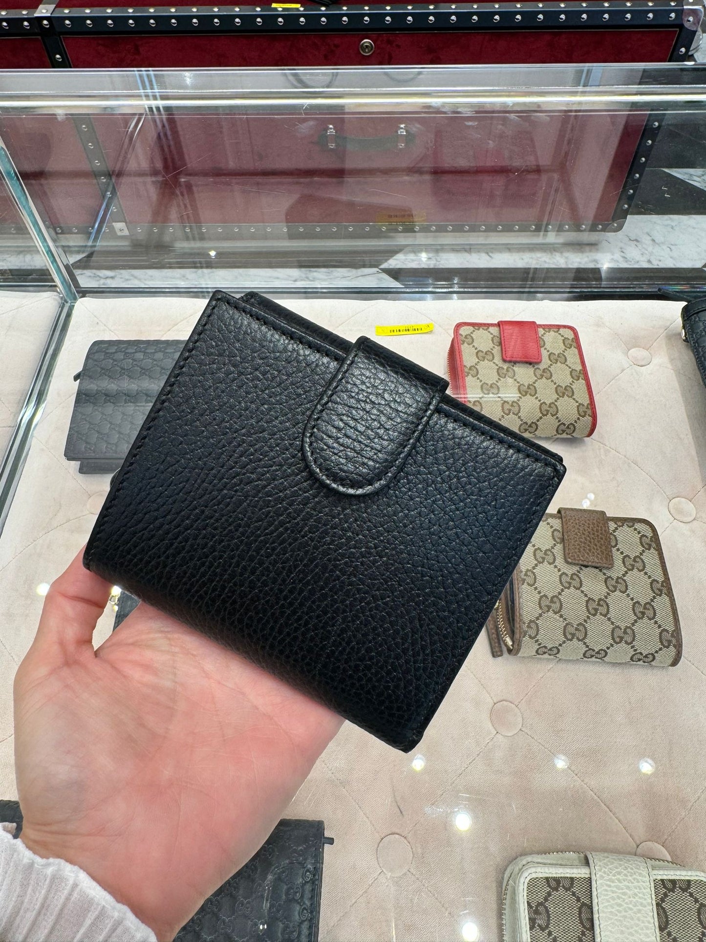 *@Gucci▪️Interlocking 雙G銀扣短夾/510P230 🔔限時折🉐11150