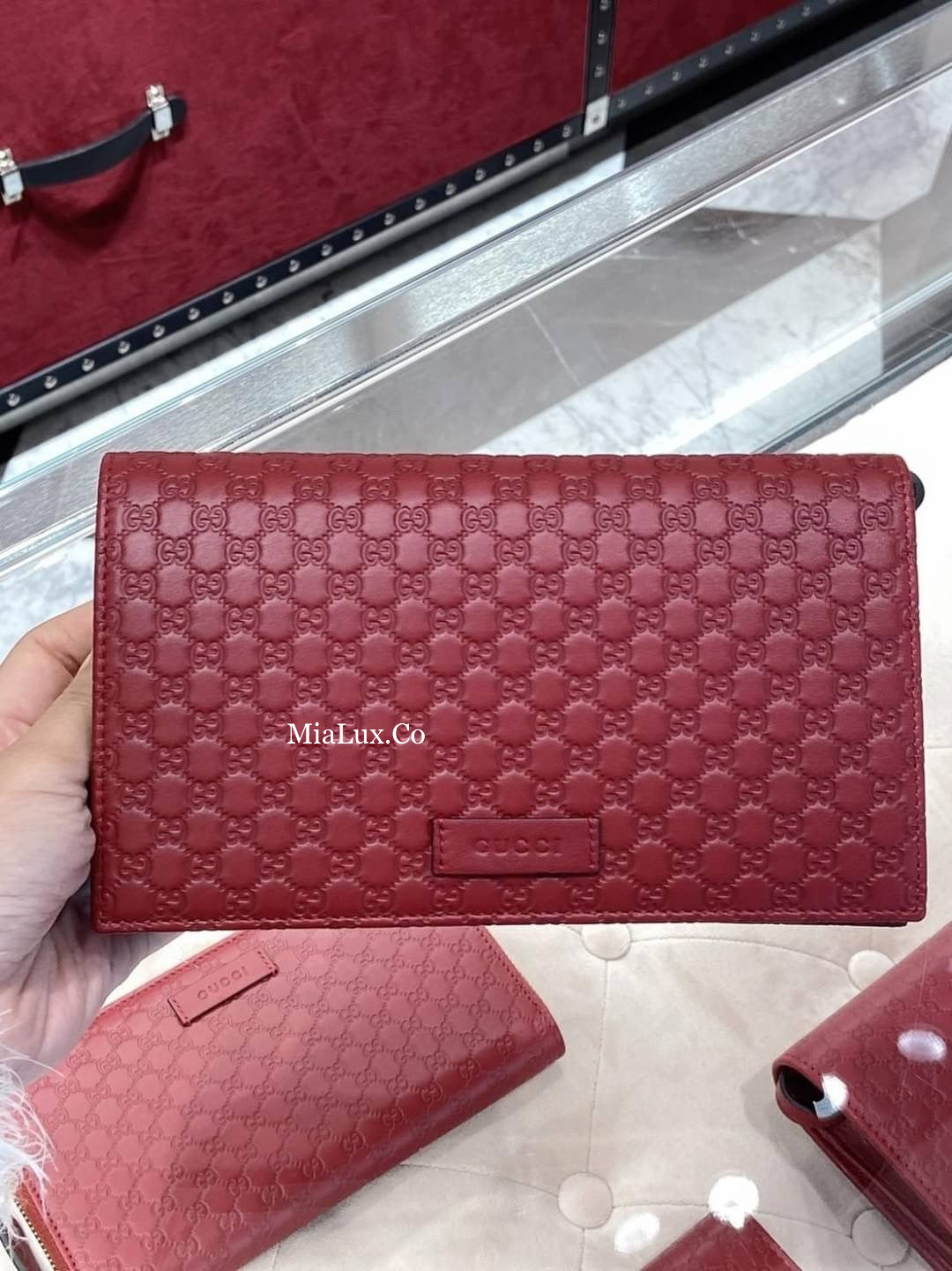 @Gucci▪️Embossed WOB 壓紋背帶錢包/335 🔔限時折🉐16080