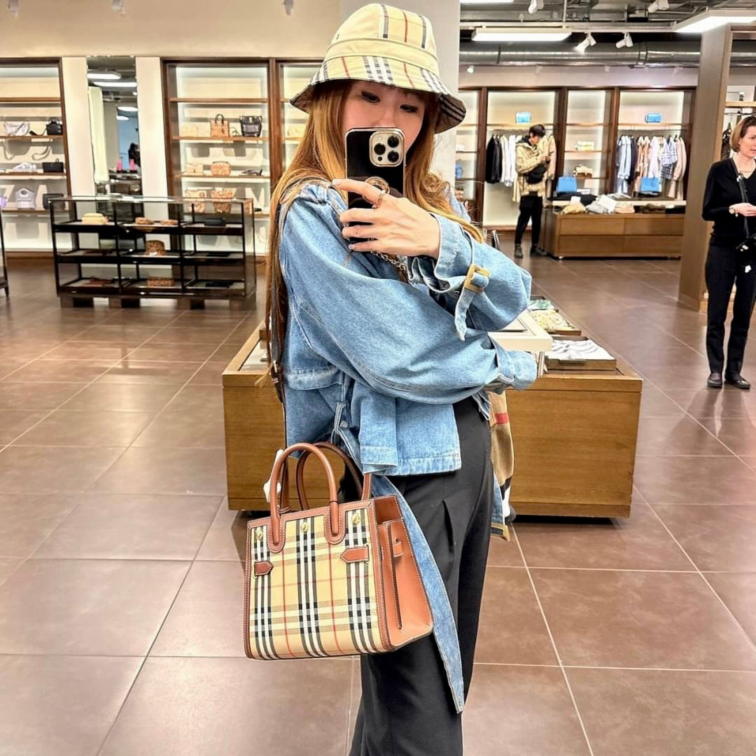 @Burberry Check Tote 中款格紋托特包/P1125 🔥下殺🉐51630